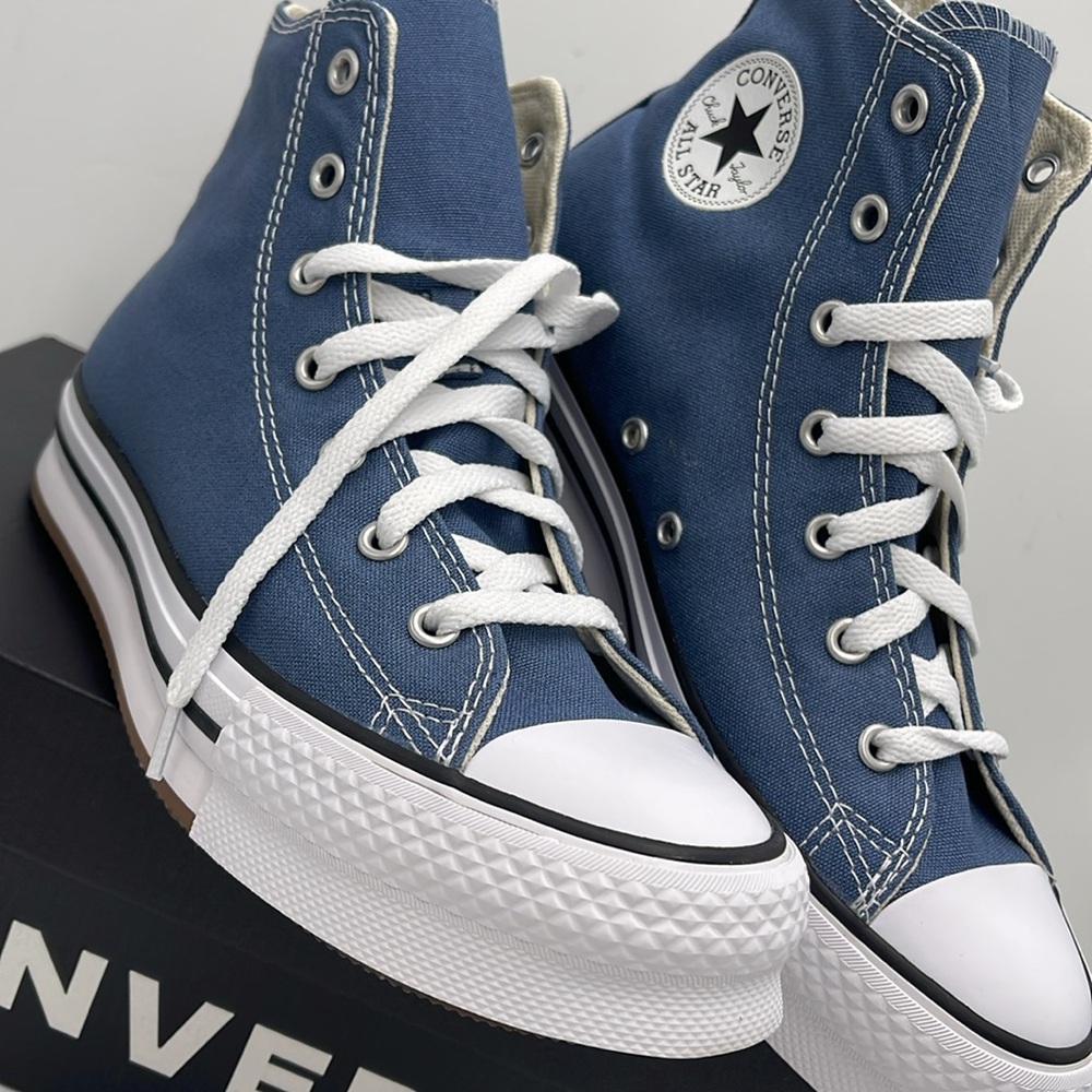 Converse WMNS Blue High-Top Sneakers Platform A10781F
CTAS EVA LIFT HI
LAKESIDE - Picture 6 of 16